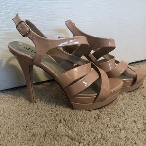Tan heels, patent